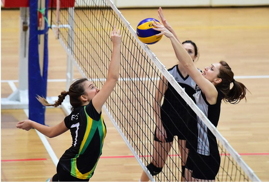 Voleybol Takımımız ilk maçında galip...