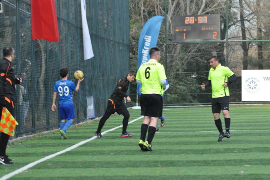 Futbol Turnuvası Şampiyonu Bilişim Teknolojileri ve Operasyon Yönetimi Takımı!