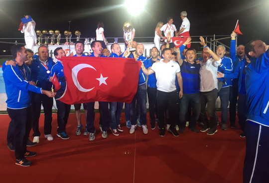 “UniCredit XVIII. Football Meeting” Futbol Turnuvası’nda 3 kupa birden geldi.