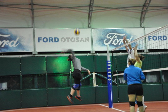 İstanbul Voleybol Takımlarımız yeni sezon hazırlıklarına başladı.