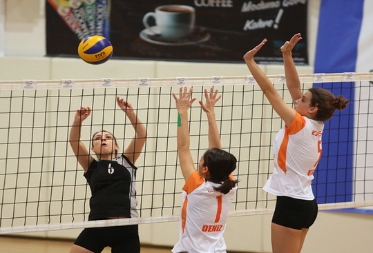 Bayan Voleybol Takımımızdan bir galibiyet daha...