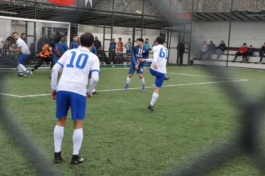 İstanbul Futbol Takımımız Basisen Futbol Turnuvası’nda ikinci oldu.