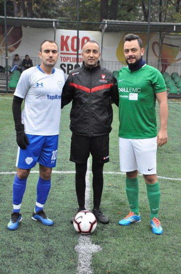 Futbol turnuvasında gruplardaki sıralamalar netleşiyor.