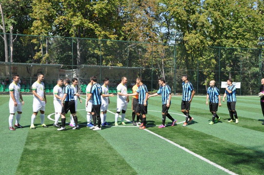 Yapı Kredi 2017 Futbol Turnuvası’nda ilk hafta karşılaşmaları oynandı!
