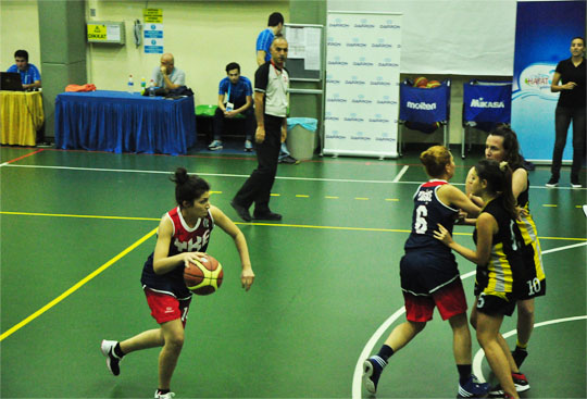Yapı Kredi Bayan Basketbol Takımı Hardline  Şirketler Kadınlar Basketbol Ligi’nde...