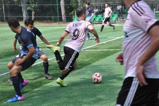 Yapı Kredi 2017 Futbol Turnuvası’nda ilk hafta karşılaşmaları oynandı!