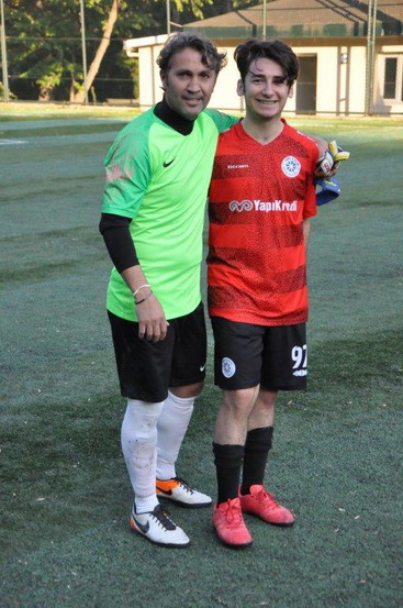 BizClub Futbol Turnuvasında ilk aşama grupları tamamlandı.