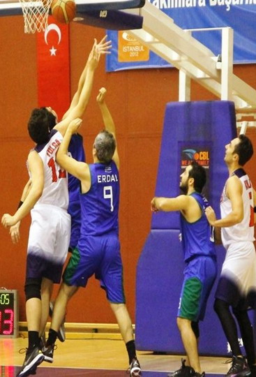 Yapı Kredi Erkek Basketbol Takımı CBL’de İkinci galibiyetini aldı...