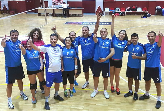 Yapı Kredi İzmir Voleybol Takımımız şampiyon oldu...