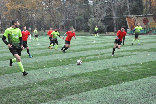 Yapı Kredi İstanbul Bölge Futbol Turnuvası’nda Yarı Final heyecanı başladı.