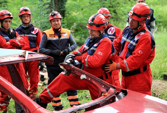 Sakarya Sivil Savunma eğitimlerinde 2. grubun ilk eğitimi 17-21 Eylül 2014 tarihlerinde gerçekleştirildi.