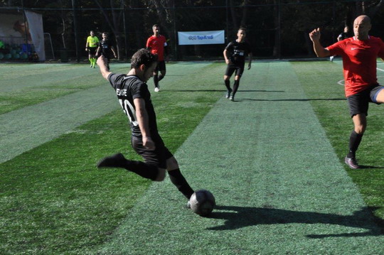BizClub Futbol Turnuvasında 7. hafta maçları tamamlanırken “Bölgelerarası Cumhuriyet Kupası”  başlıyor.
