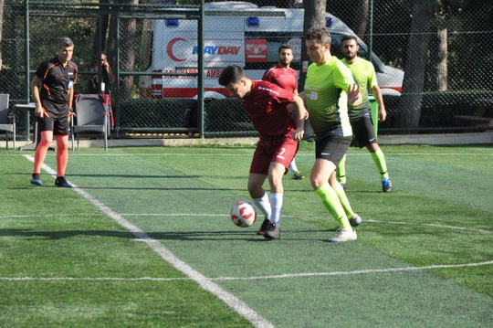 Futbol turnuvasında İlk tur karşılaşmaları tamamlandı.