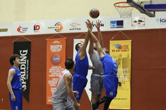Basketbol takımımız grup maçlarını tamamladı.