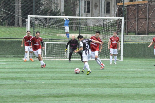 Futbol turnuvasında YKB CUP ve YKB LİG İkinci tur heyecanı başladı.