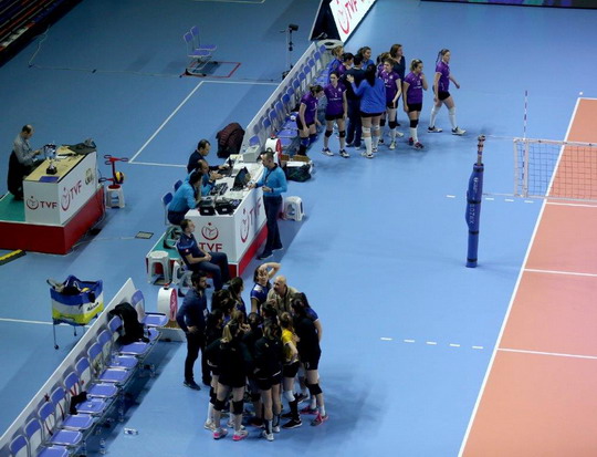 Kadın Voleybol Takımımız Bir Kez Daha Şampiyon...