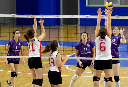 Kadın Voleybol Takımımız bu hafta da galip