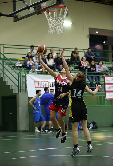 Kızlarımız basketbol sezonuna hızlı başladı...