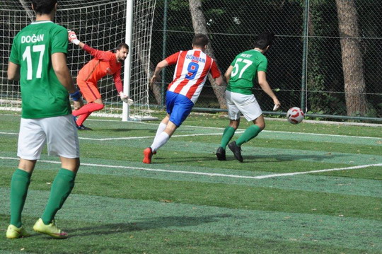 Futbol turnuvasında İlk tur karşılaşmaları tamamlandı.