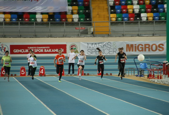 Atletlerimiz Indoor Cup 2 yarışlarındaydı...