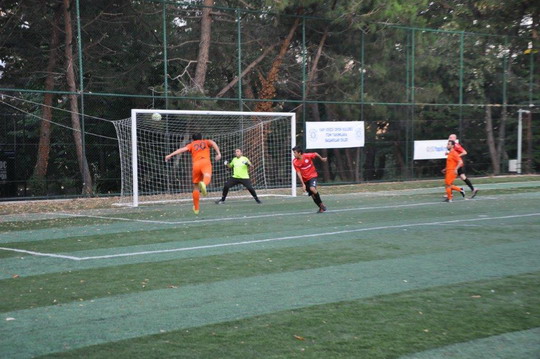 BizClub Futbol Turnuvası tüm hızıyla devam ediyor