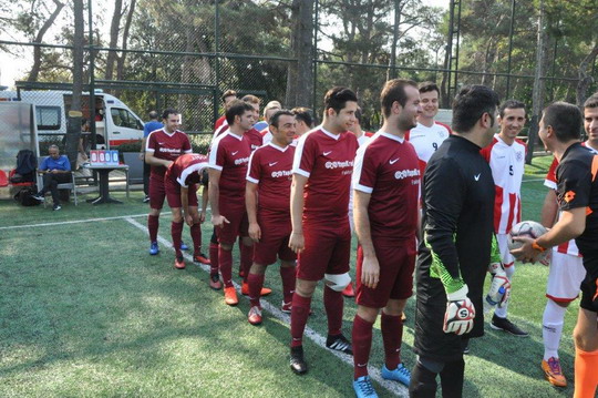 Futbol Turnuvasında ikinci hafta sürpriz sonuçlarla bitti.