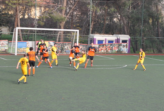 Yapı Kredi 2014 yılı İstanbul Bölge Futbol Turnuvası’nda  “final” haftası...