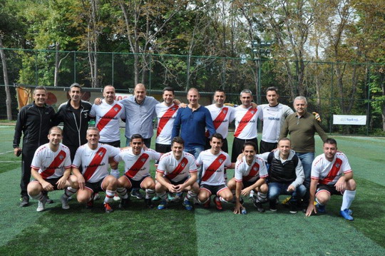 BizClub Futbol Turnuvasında ilk aşama grupları tamamlandı.