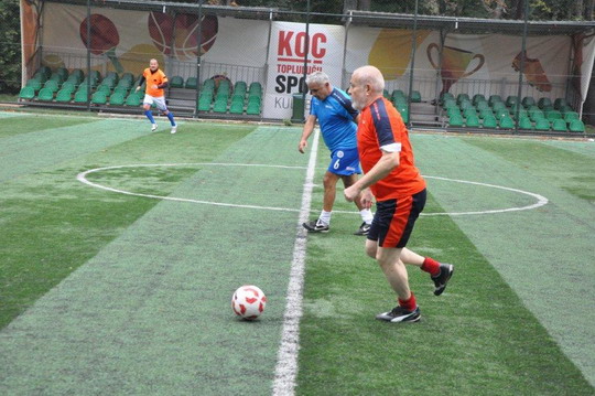 Futbol turnuvasında YKB CUP ve YKB LİG İkinci tur heyecanı başladı.