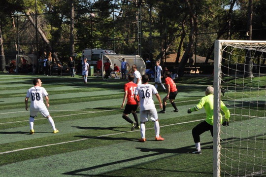 BizClub Futbol Turnuvası YKB CUP ve YKB LİG gruplarının ilk hafta maçları tamamlandı.