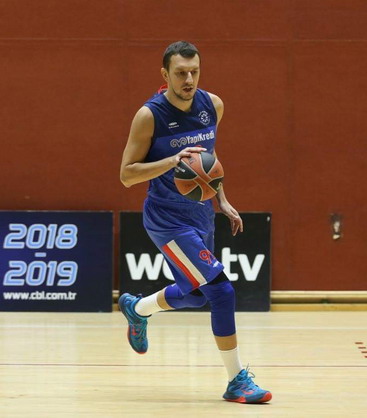 Erkek Basketbol Takımımız CBL'e galibiyetle başladı.