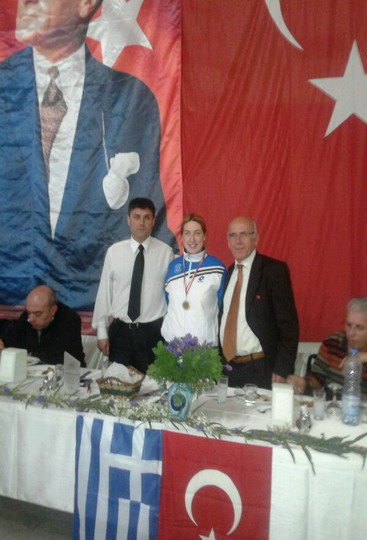 2014’ün ilk altın madalyası Yüzme branşından geldi!