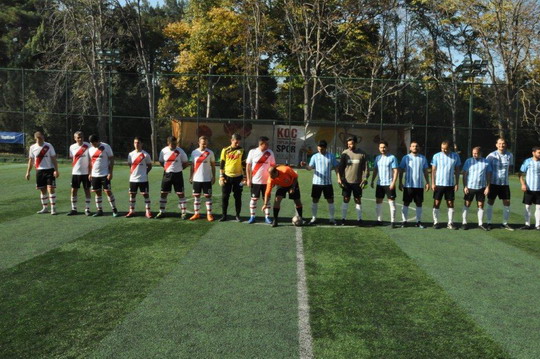 2019 Yılı BizClub İstanbul Futbol Turnuvası’nda Çeyrek Final karşılaşmaları geçtiğimiz hafta sonu Cumartesi  ve Pazar günü oynanan maçlarla tamamlandı.