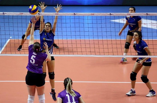 Kadın Voleybol Takımımız Bir Kez Daha Şampiyon...