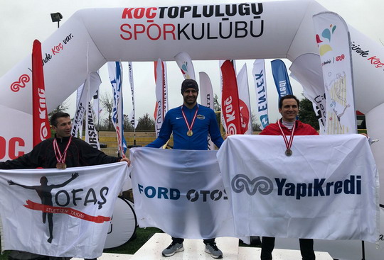 Atletlerimiz Koç Topluluğu 29. Spor Şenliği yarışlarında derece için koştular...