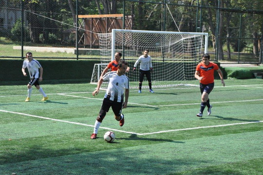 Futbol Turnuvasında ikinci hafta sürpriz sonuçlarla bitti.