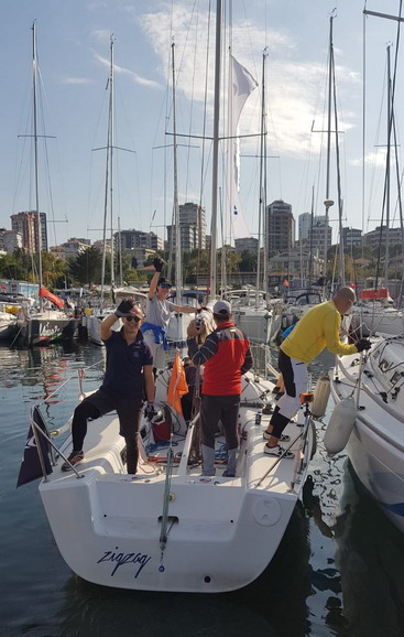 Yelkencilerimiz Bosphorus Cup Yelken yarışlarında IRC4 sınıfında üçüncü oldu.