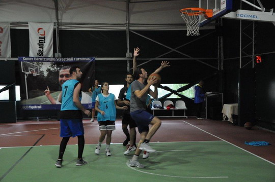 Soner Barutçuoğlu Streetball Turnuvası’nı tamamladık.