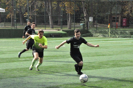 Futbol turnuvasında heyecan devam ediyor.