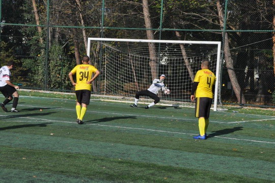 BizClub İstanbul Futbol Turnuvasında Final Heyecanı