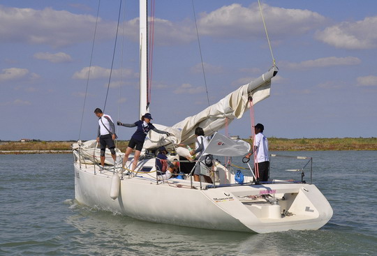 YKB Yelken Takımımız UCI VI. Sailing Meeting’de üçüncü olarak büyük bir başarıya imza attı!
