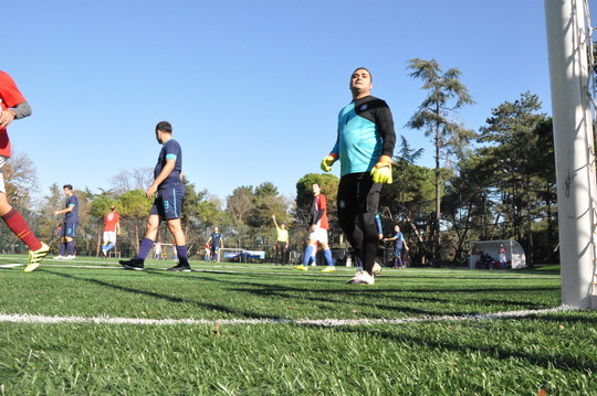 Futbol Turnuvası’nda finallere gidecek takımlar netleşmeye başladı...