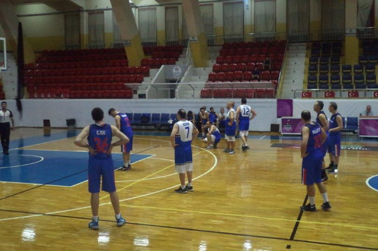 Koç Topluluğu 29. Spor Şenliği Adana Bölge Basketbol Turnuvası şampiyonu Yapı Kredi...