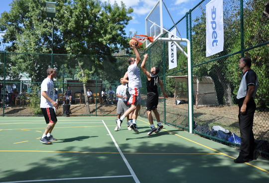 Soner Barutçuoğlu’nu Streetball turnuvası ile andık.