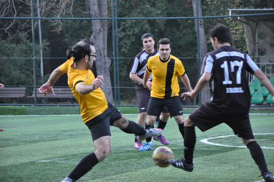 Futbol Turnuvası’nda finallere gidecek takımlar netleşmeye başladı...