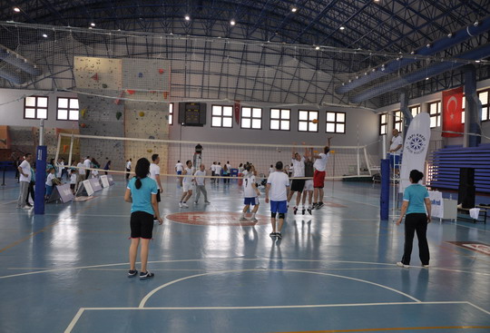 Yapı Kredi Bölge Spor Şenliği’nin 14'üncüsü Adana'daydı...