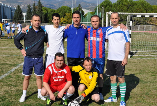 Yapı Kredi Bölge Spor Şenliği’nin 13'üncüsü İzmir'deydi...