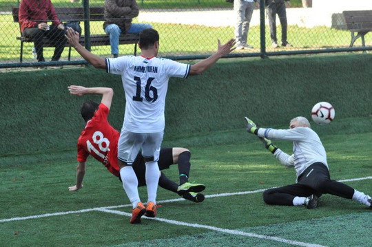 BizClub İstanbul Futbol Turnuvasında Final Heyecanı
