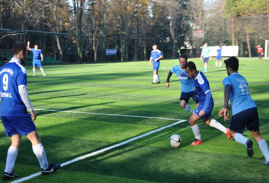 Yapı Kredi Futbol Turnuvası'nda Yarı Final haftası...