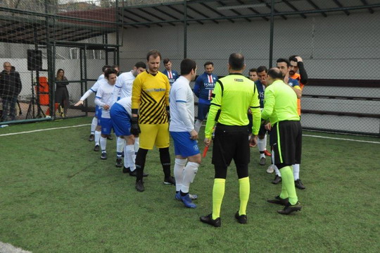 İstanbul Futbol Takımımız Basisen Futbol Turnuvası’nda ikinci oldu.